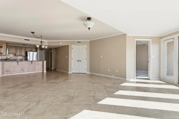 $344,900 | 520 Beach Boulevard, Unit 405, Biloxi, MS 39530