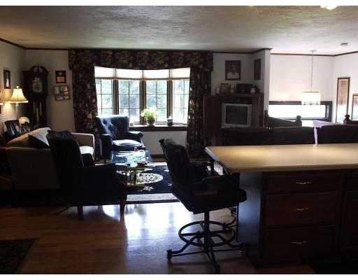 30 Worcester Road Peabody, MA 01960 - Photo 12 of 15 Gallery Image 12