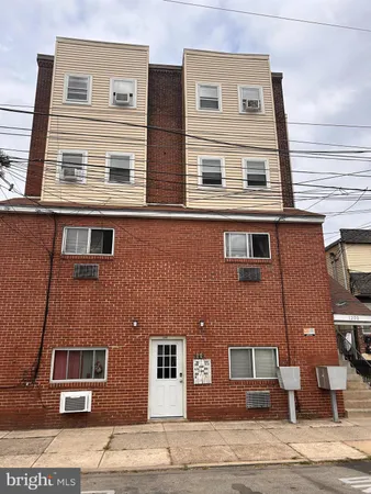 $1,175 | 1200 East 9th, Unit 102, Eddystone, PA 19022
