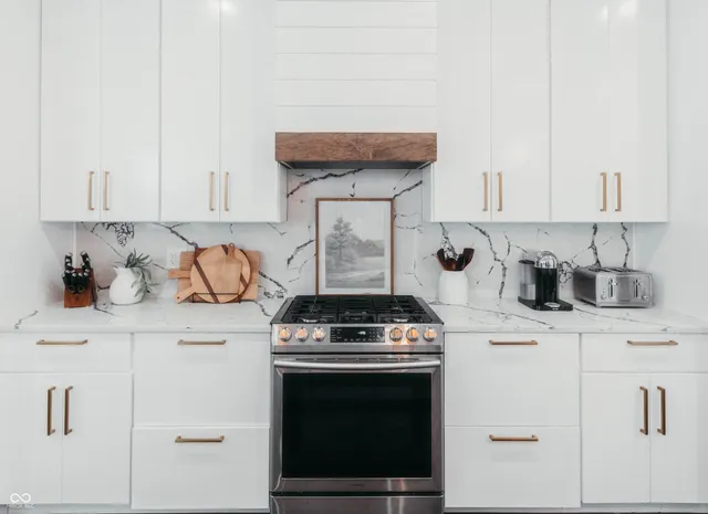 $475,000 | 826 East Minnesota Street, Indianapolis, IN 46203