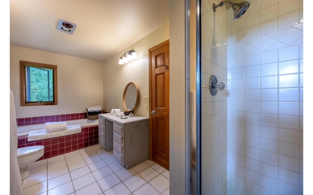 326 Spring Beauty Drive Silverthorne, CO 80498 - Photo 14 of 33 a room with a washer and dryer