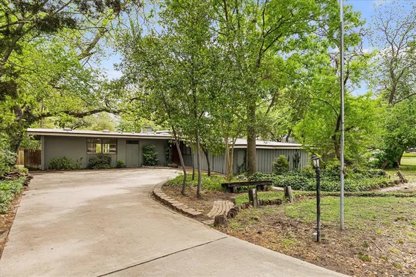 $360,000 | 2822 South Glenbrook Drive, Garland, TX 75041