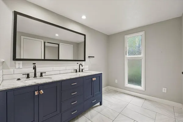 $360,000 | 2822 South Glenbrook Drive, Garland, TX 75041