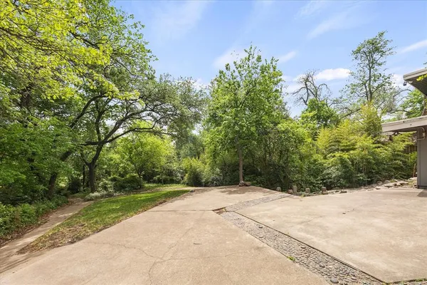 $360,000 | 2822 South Glenbrook Drive, Garland, TX 75041
