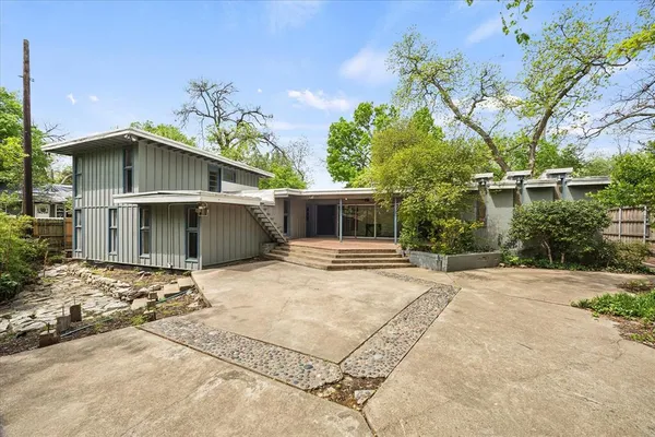 $360,000 | 2822 South Glenbrook Drive, Garland, TX 75041