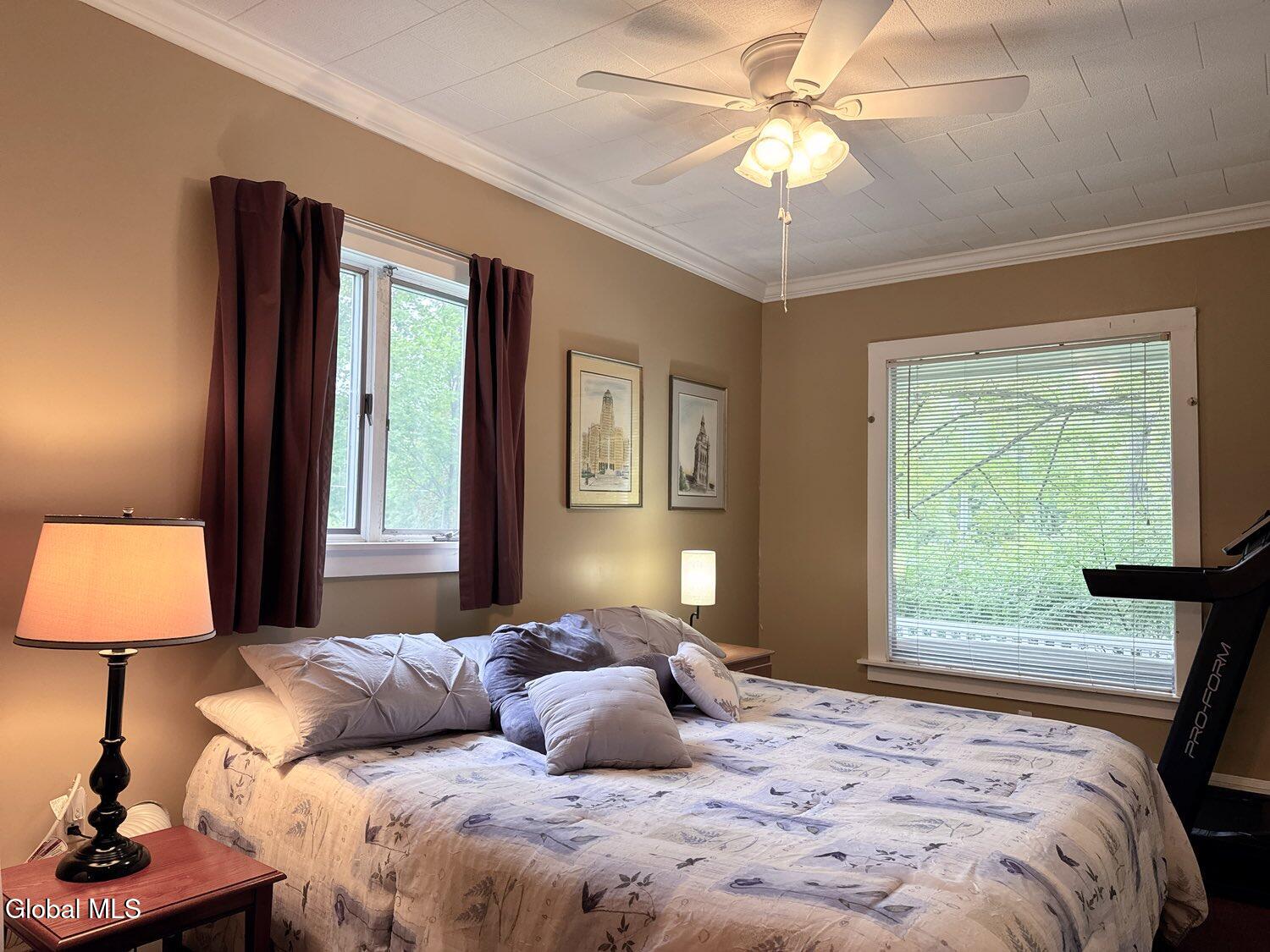 643 Point Road Willsboro, NY 12996 - Photo 10 of 25 Downstairs Bedroom