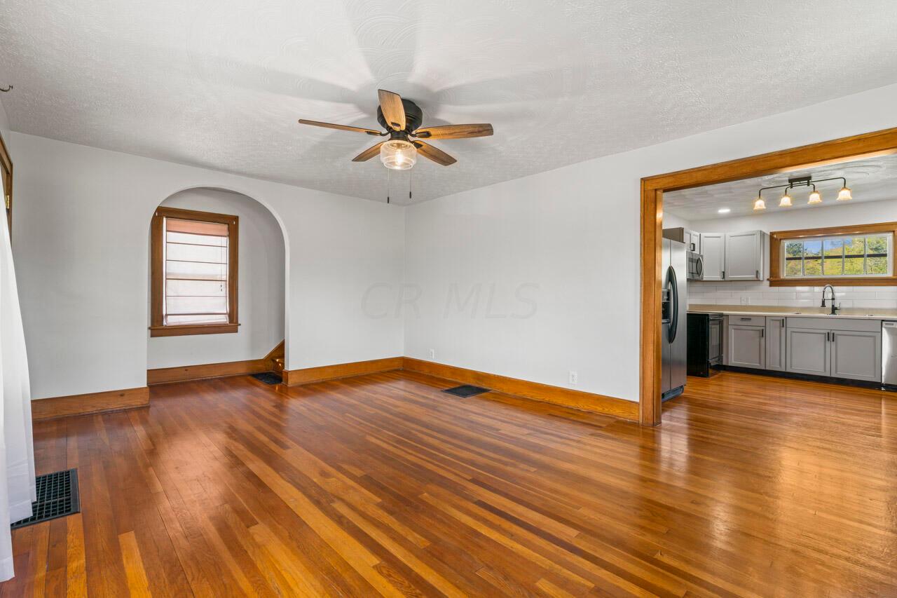 1245 Mt Vernon Road Newark, OH 43055 - Photo 5 of 34 DSC04584