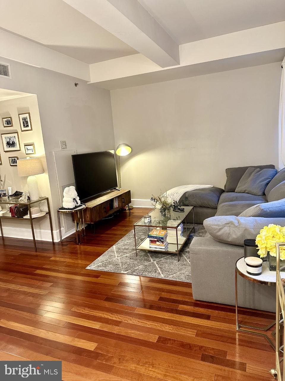 1500 Chestnut Street, Unit 8I Philadelphia, PA 19102 - Photo 3 of 13