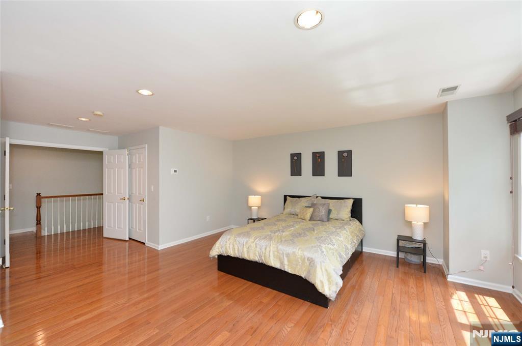 1 Woods Edge Road Old Tappan, NJ 07675 - Photo 15 of 41