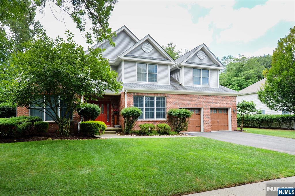 1 Woods Edge Road Old Tappan, NJ 07675 - Photo 2 of 41