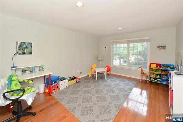 $1,399,000 | 1 Woods Edge Road, Old Tappan, NJ 07675