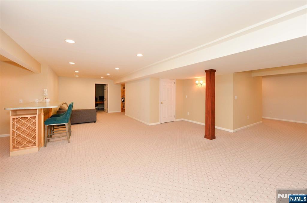 1 Woods Edge Road Old Tappan, NJ 07675 - Photo 29 of 41