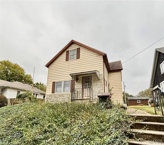 $60,000 | 320 West Cleveland Avenue, Belleville, IL 62220