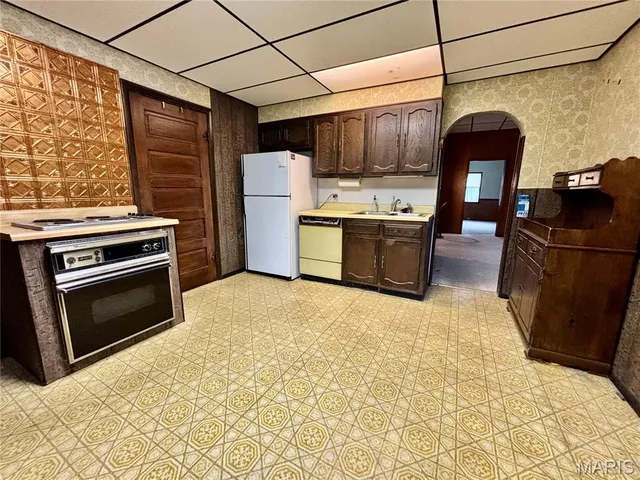 $60,000 | 320 West Cleveland Avenue, Belleville, IL 62220