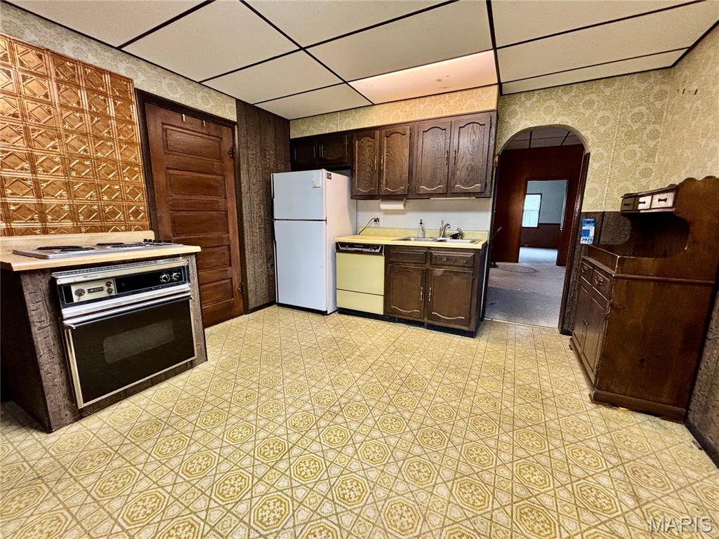 320 West Cleveland Avenue Belleville, IL 62220 - Photo 17 of 34