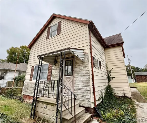 $60,000 | 320 West Cleveland Avenue, Belleville, IL 62220