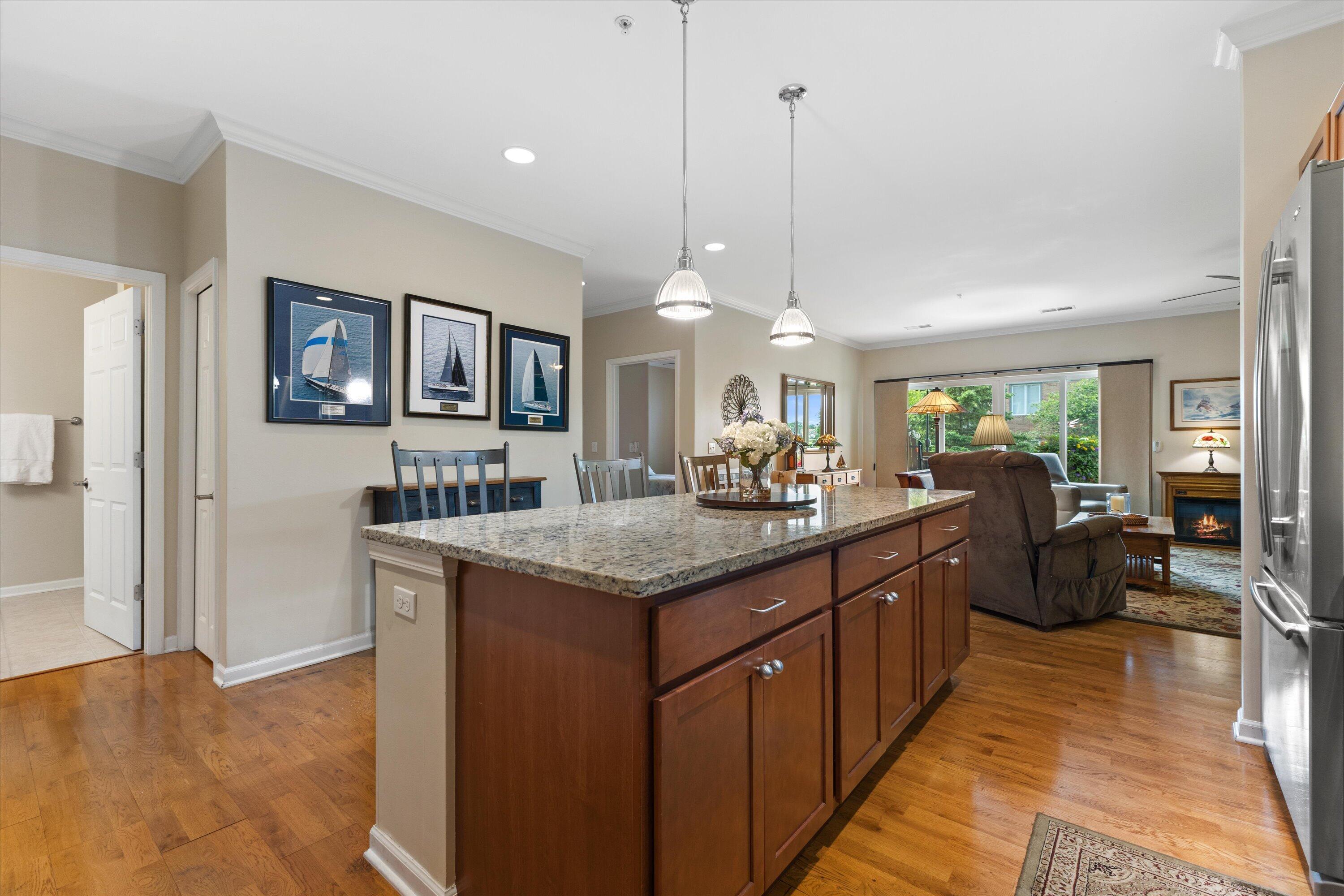 4 Gas Light Drive, Unit 111 Racine, WI 53403 - Photo 7 of 31 Kitchen