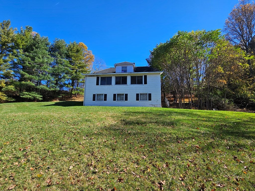 306 Tower Road Galax, VA 24333 - Photo 3 of 16 Gallery Image 3