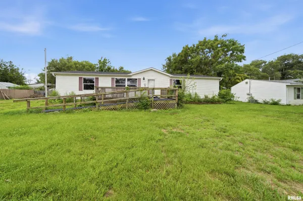 $60,000 | 1504 Hillview Drive, Pekin, IL 61554