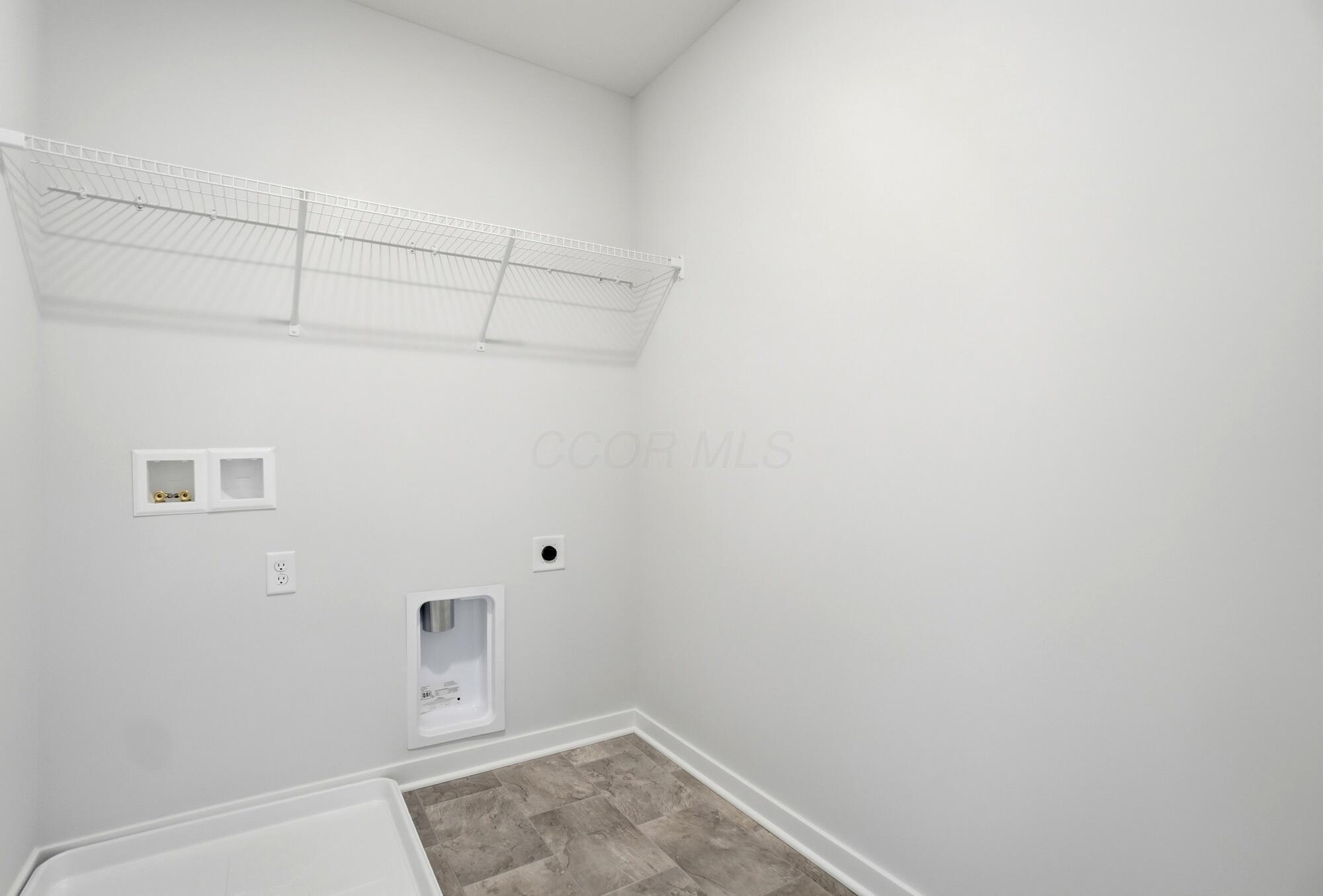 406 Garnet Rnch Drive Delaware, OH 43015 - Photo 38 of 61 040