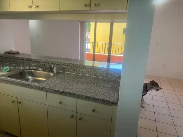 $2,450 | 590 Northwest 114th Avenue, Unit 202, Sweetwater, FL 33172