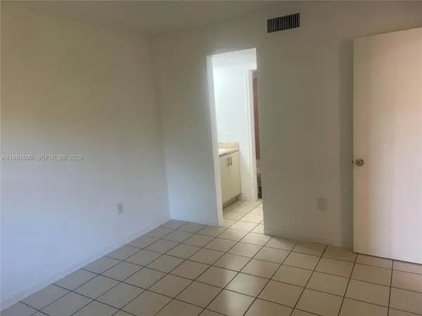 $2,450 | 590 Northwest 114th Avenue, Unit 202, Sweetwater, FL 33172