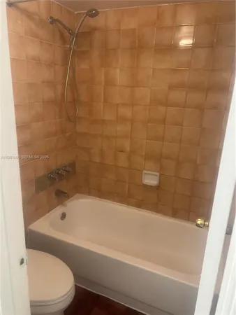 $2,450 | 590 Northwest 114th Avenue, Unit 202, Sweetwater, FL 33172