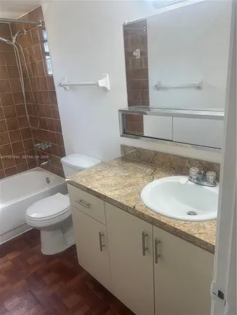 $2,450 | 590 Northwest 114th Avenue, Unit 202, Sweetwater, FL 33172