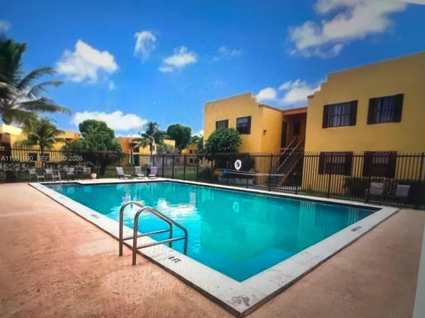 $2,500 | 590 Northwest 114th Avenue, Unit 202, Sweetwater, FL 33172