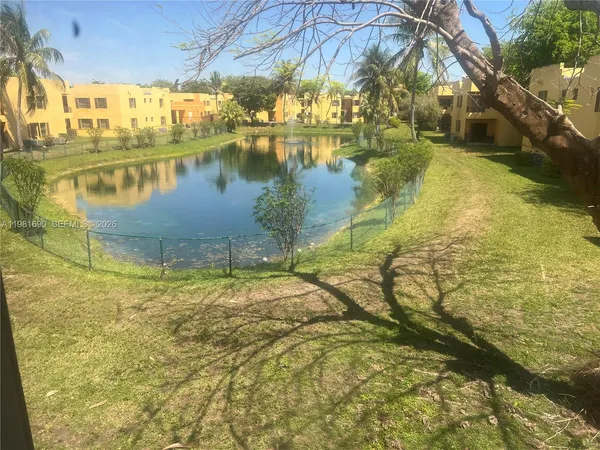 $2,450 | 590 Northwest 114th Avenue, Unit 202, Sweetwater, FL 33172