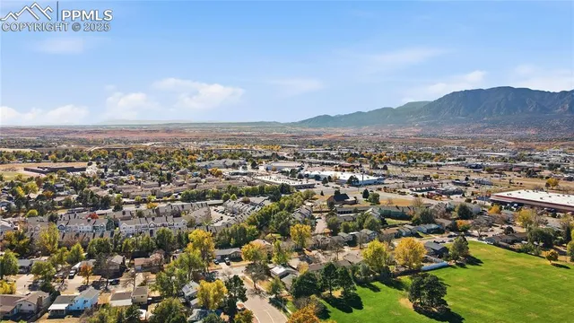 $300,000 | 4247 Charleston Drive, Colorado Springs, CO 80916