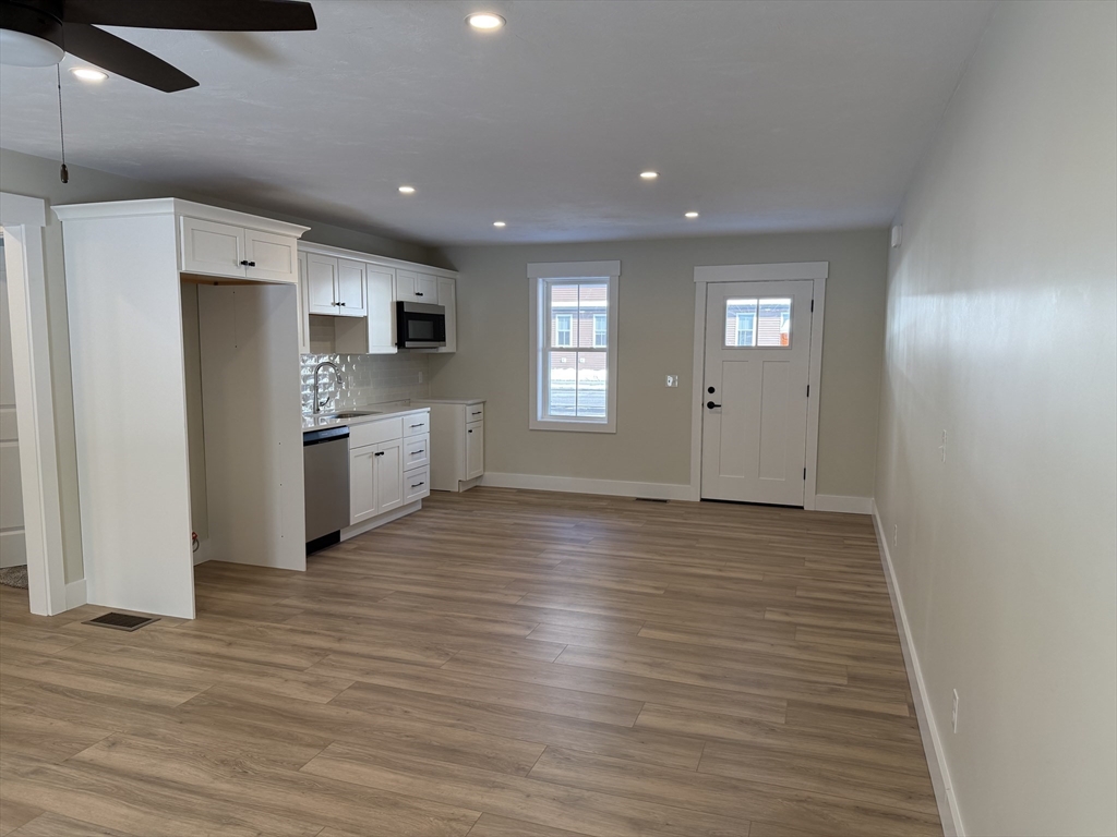 480 Wareham Street, Unit 29 Middleboro, MA 02346 - Photo 5 of 17