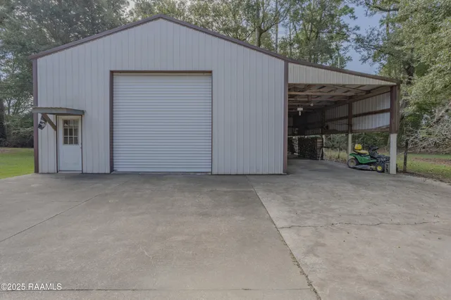 $295,000 | 880 Highway 190, Eunice, LA 70535