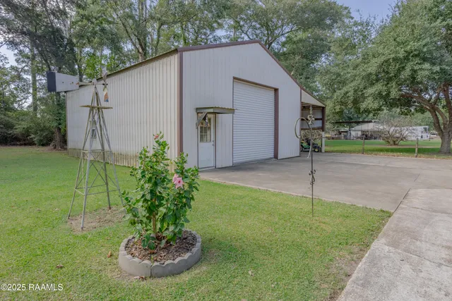 $295,000 | 880 Highway 190, Eunice, LA 70535