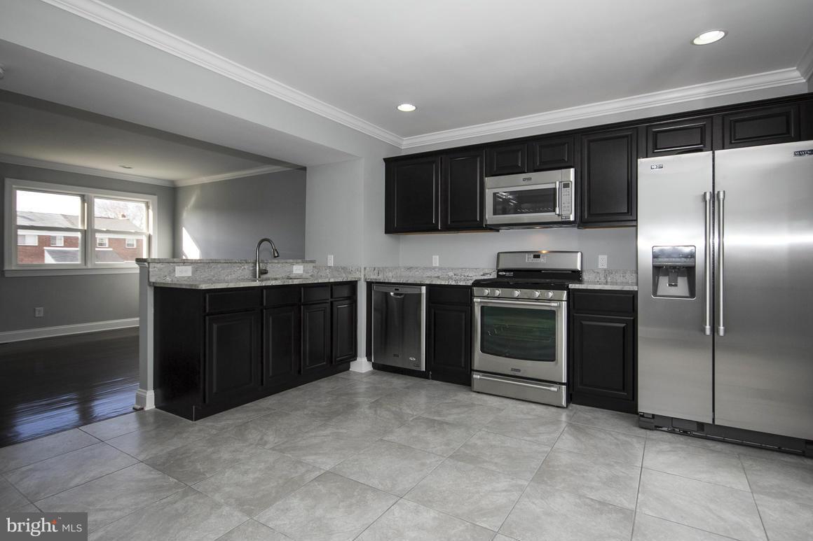 7622 Charlesmont Road Baltimore, MD 21222 - Photo 1 of 23 Kitchen