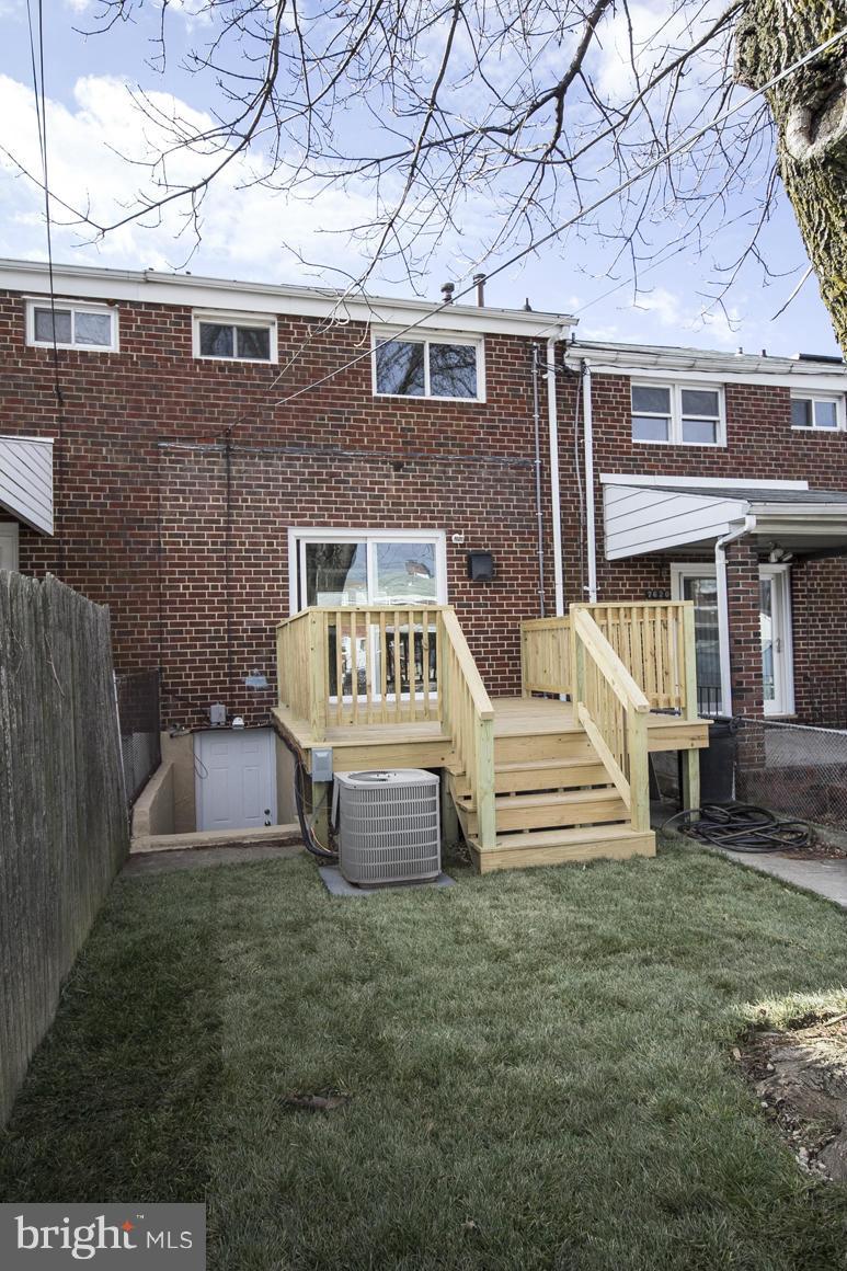 7622 Charlesmont Road Baltimore, MD 21222 - Photo 14 of 23 Exterior (Rear)