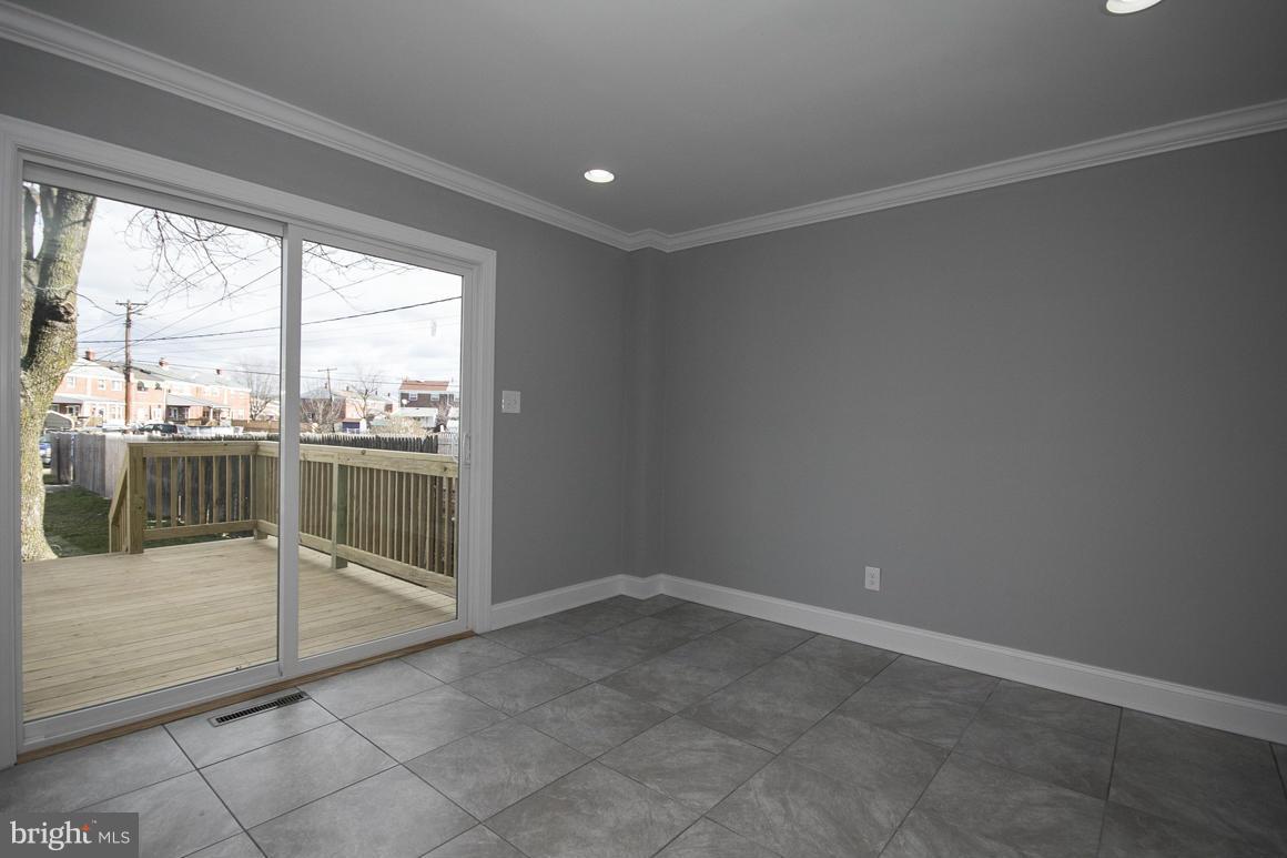 7622 Charlesmont Road Baltimore, MD 21222 - Photo 9 of 23 Interior (General)