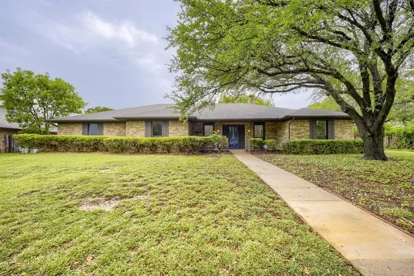$475,000 | 1203 Westminister Lane, Duncanville, TX 75137