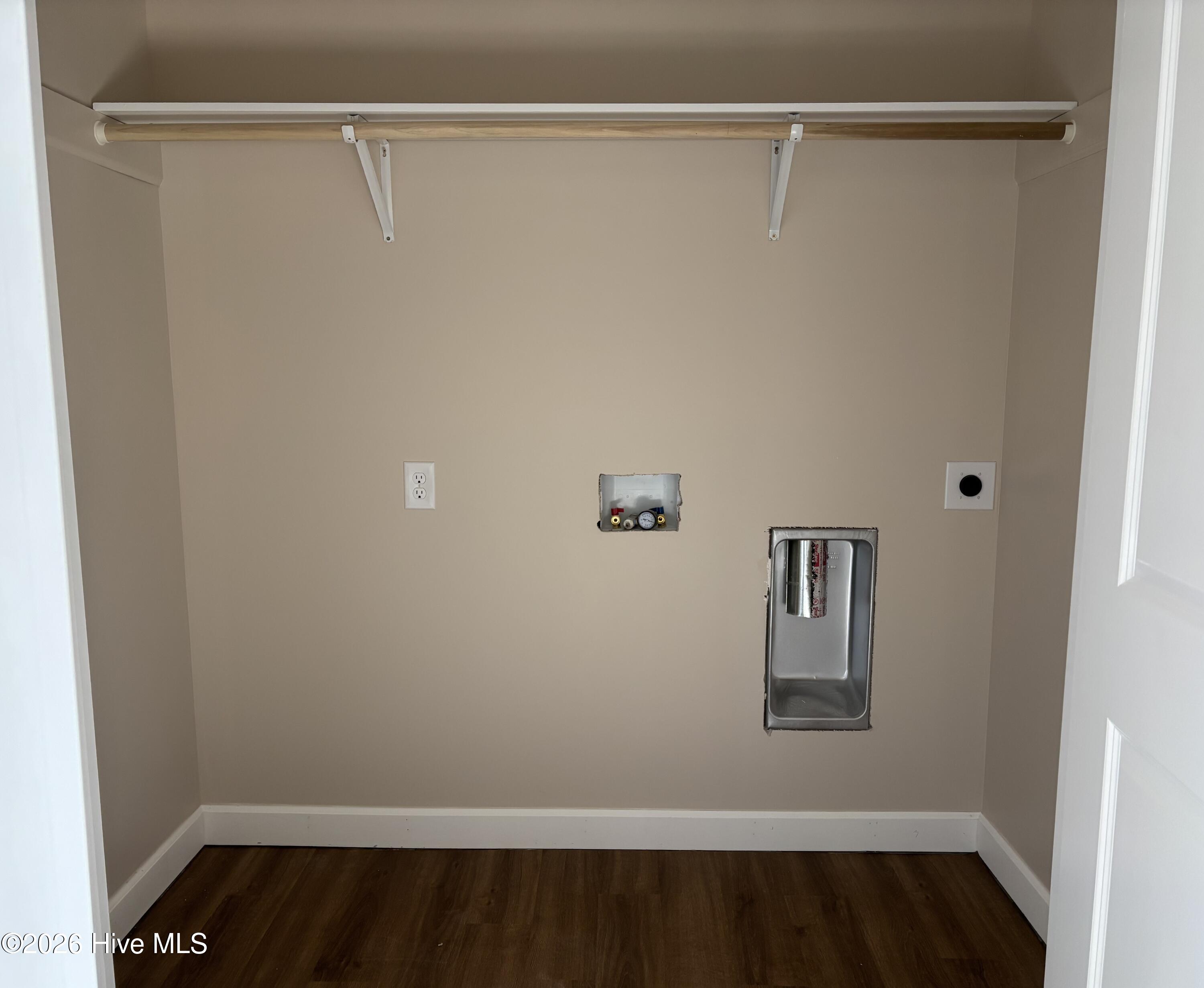 247 Cavanaughtown Road Richlands, NC 28574 - Photo 12 of 12 Laundry