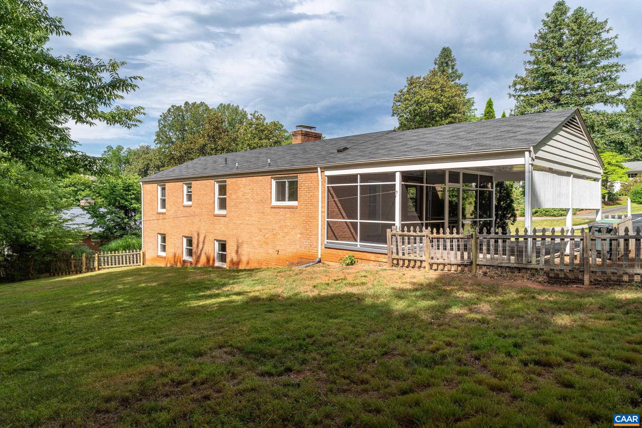 1636 Meadowbrook Heights Road Charlottesville, VA 22901 - Photo 13 of 57