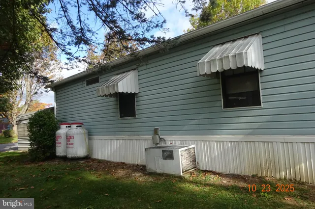 $35,900 | 2 South Hollar Drive, Shippensburg, PA 17257