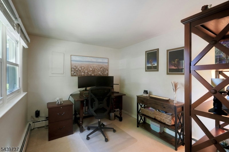 52 Stockton Road Summit, NJ 07901 - Photo 16 of 36