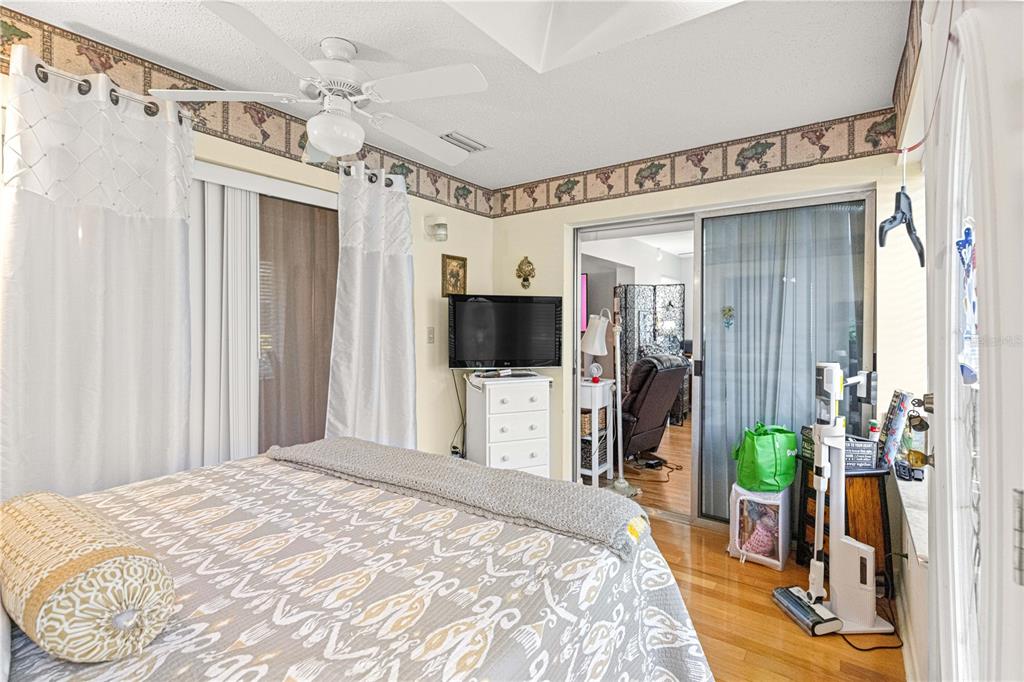 8874 Southwest 95 Street, Unit E Ocala, FL 34481 - Photo 35 of 43