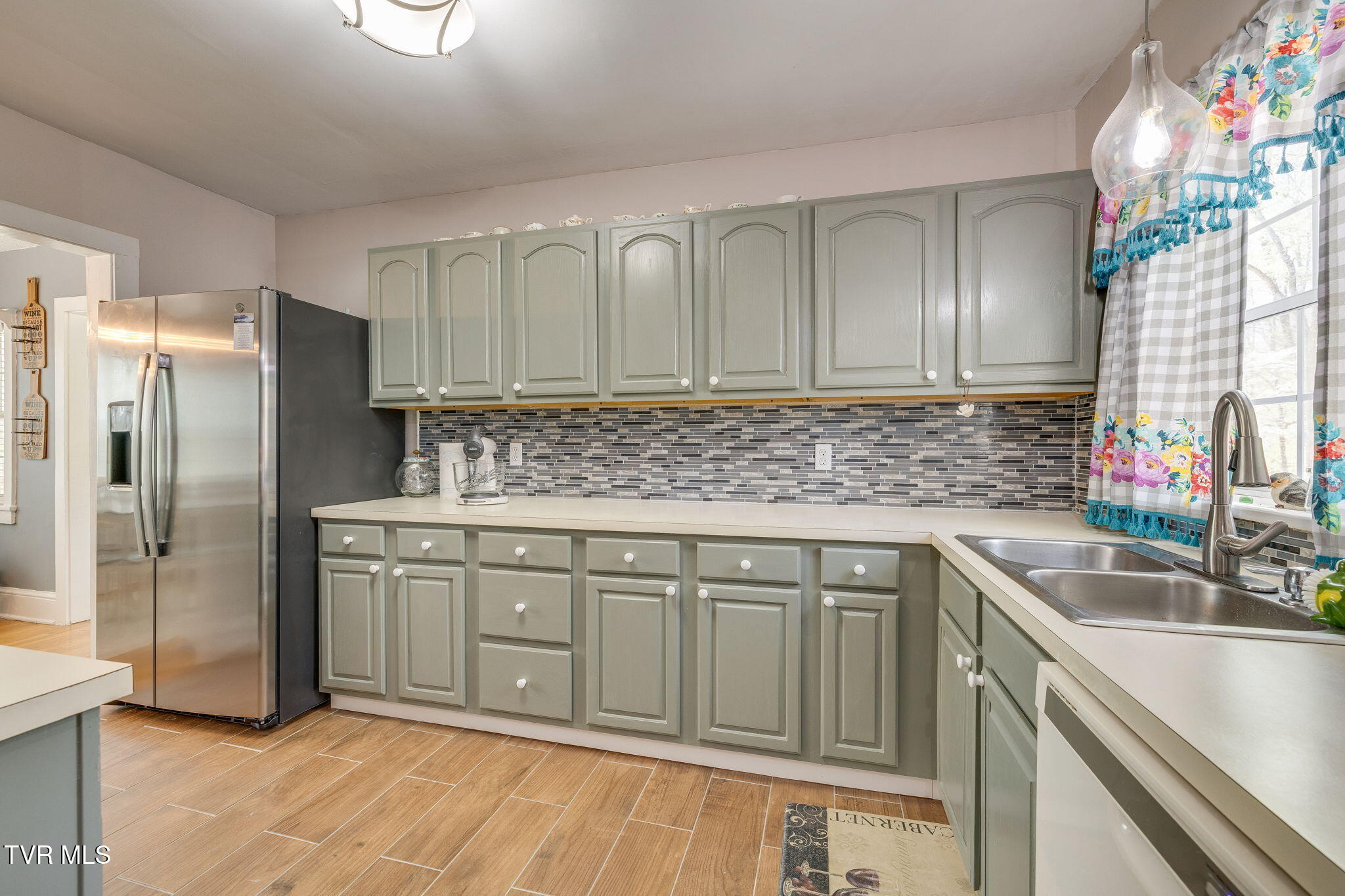 3990 Warrensburg Road Greeneville, TN 37743 - Photo 13 of 41 013