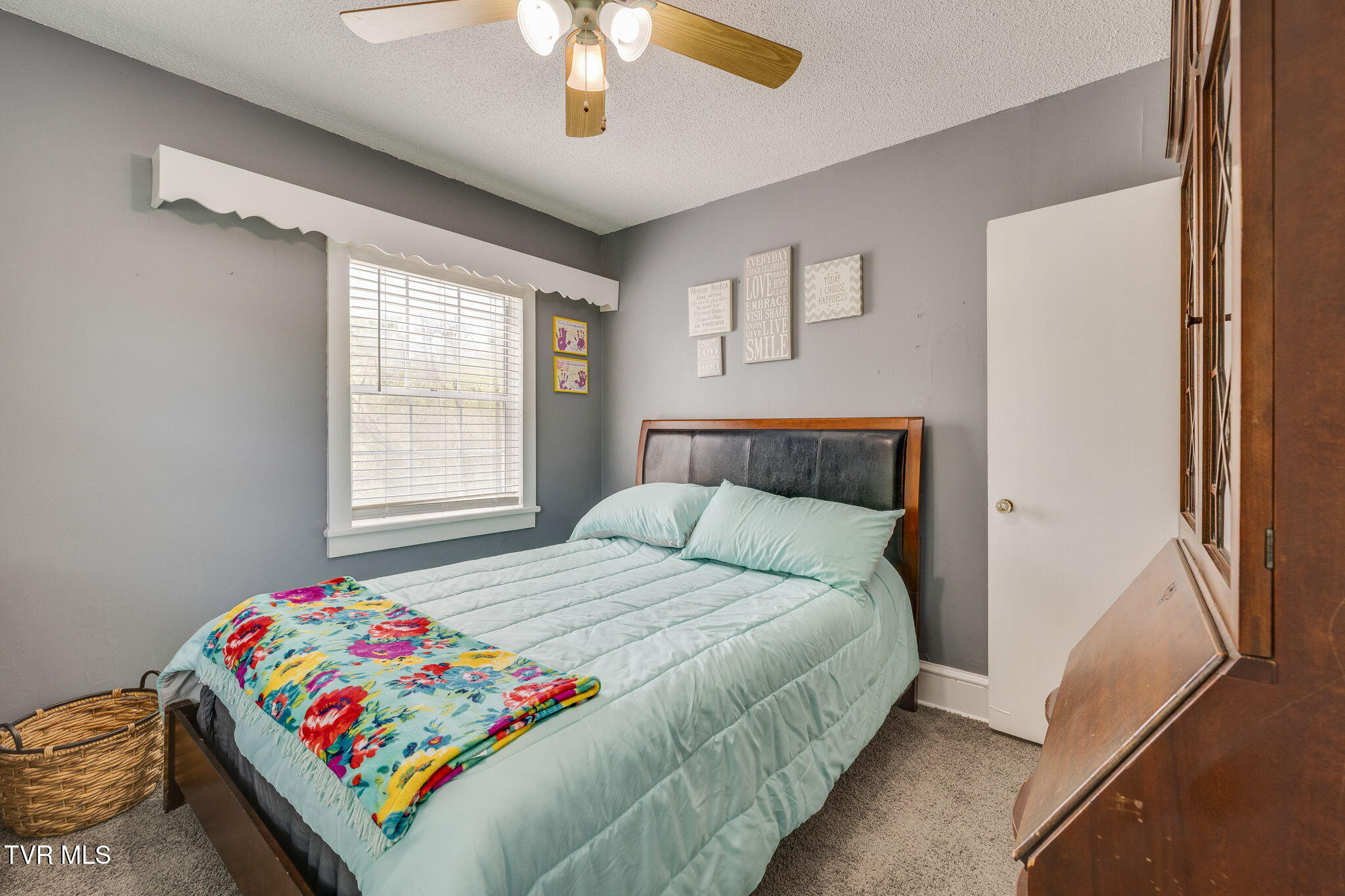3990 Warrensburg Road Greeneville, TN 37743 - Photo 24 of 41 024