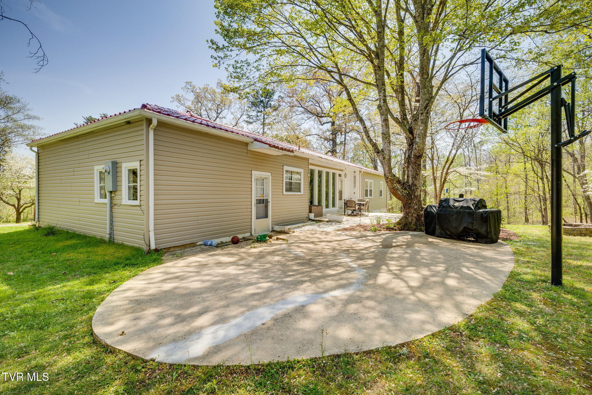 3990 Warrensburg Road Greeneville, TN 37743 - Photo 31 of 41 031