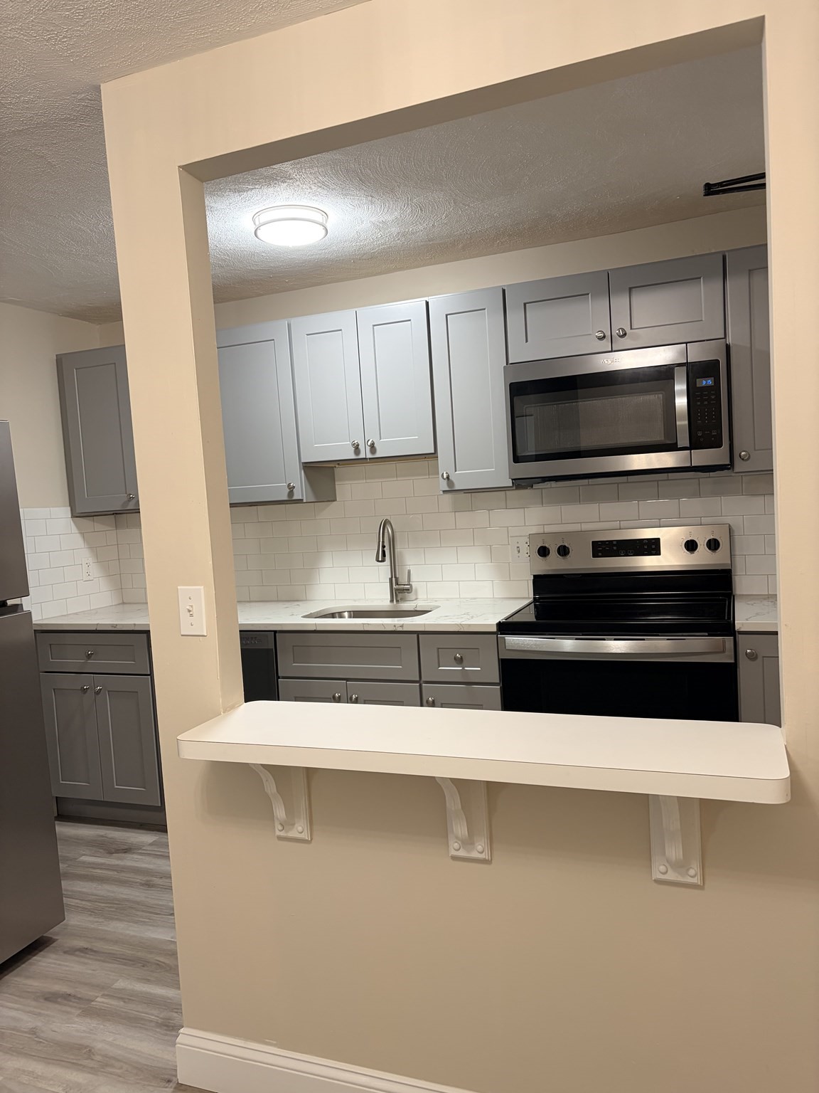23 Davis Road, Unit B12 Acton, MA 01720 - Photo 2 of 10 Gallery Image 2