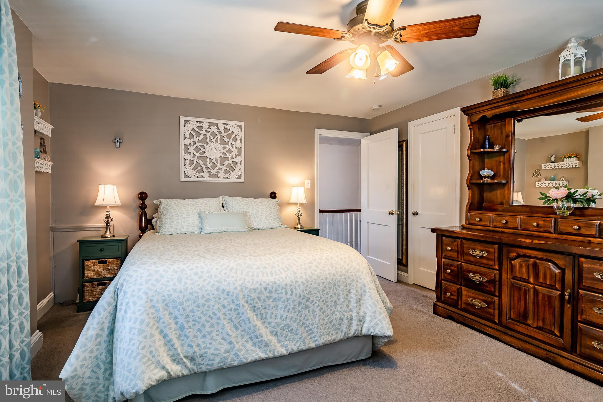566 Evans Road Springfield, PA 19064 - Photo 25 of 53 Ceiling fan