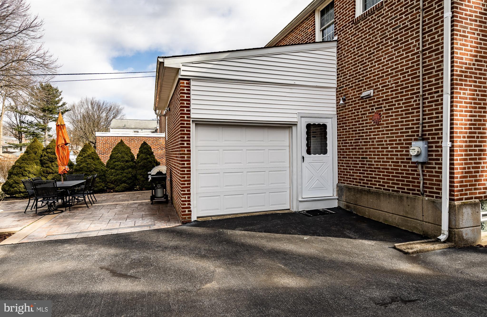 566 Evans Road Springfield, PA 19064 - Photo 41 of 53 Garage storage, side entry