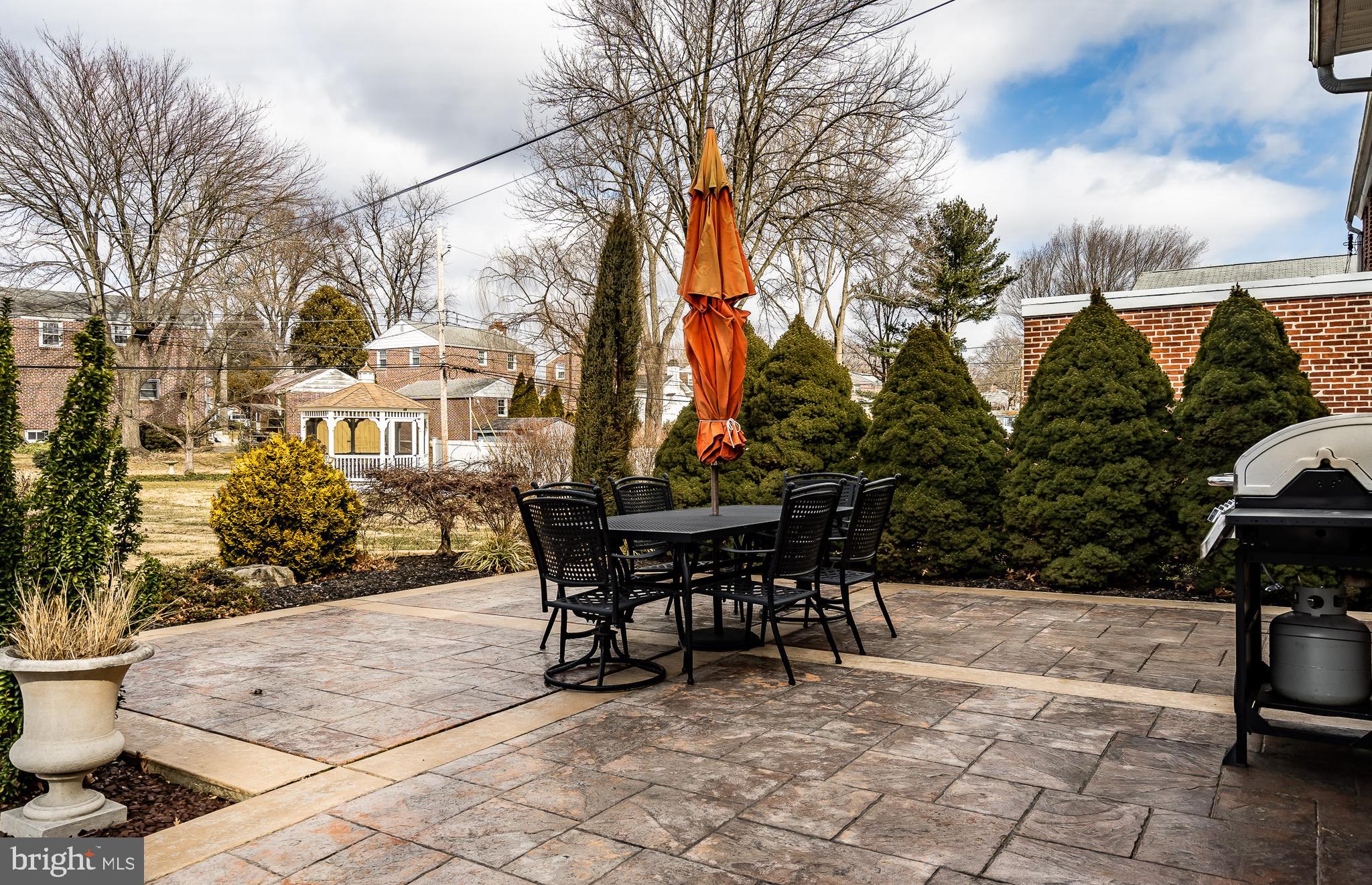 566 Evans Road Springfield, PA 19064 - Photo 45 of 53 Just a great entertaining space.